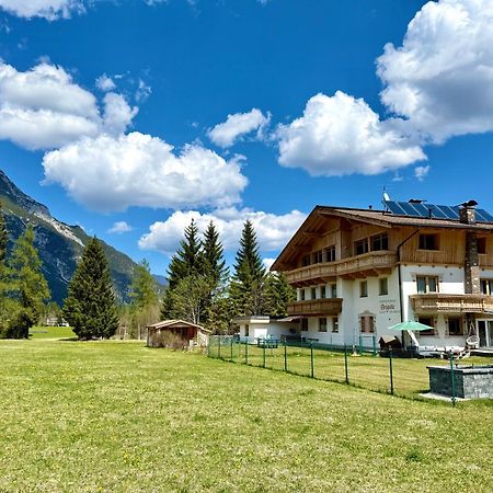 Apartmenthaus Brigitte Leutasch Exteriör bild