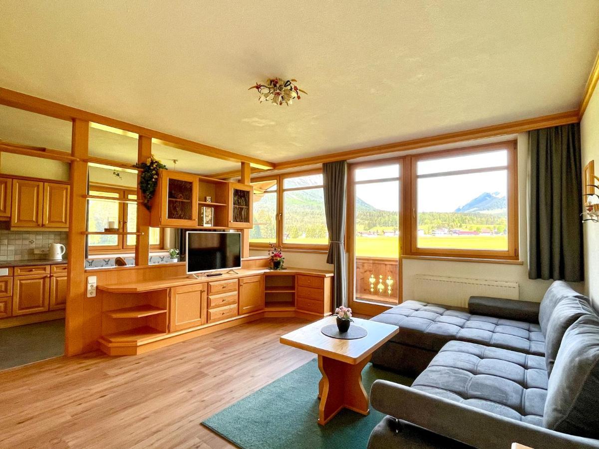 Apartmenthaus Brigitte Leutasch Exteriör bild