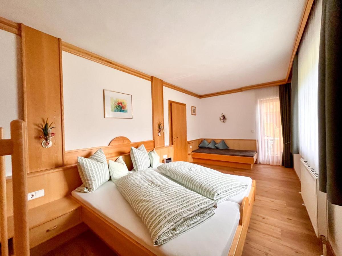 Apartmenthaus Brigitte Leutasch Exteriör bild