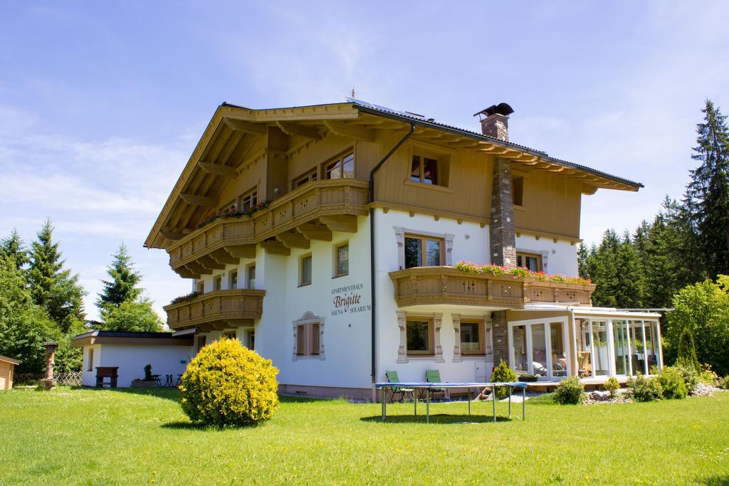 Apartmenthaus Brigitte Leutasch Exteriör bild