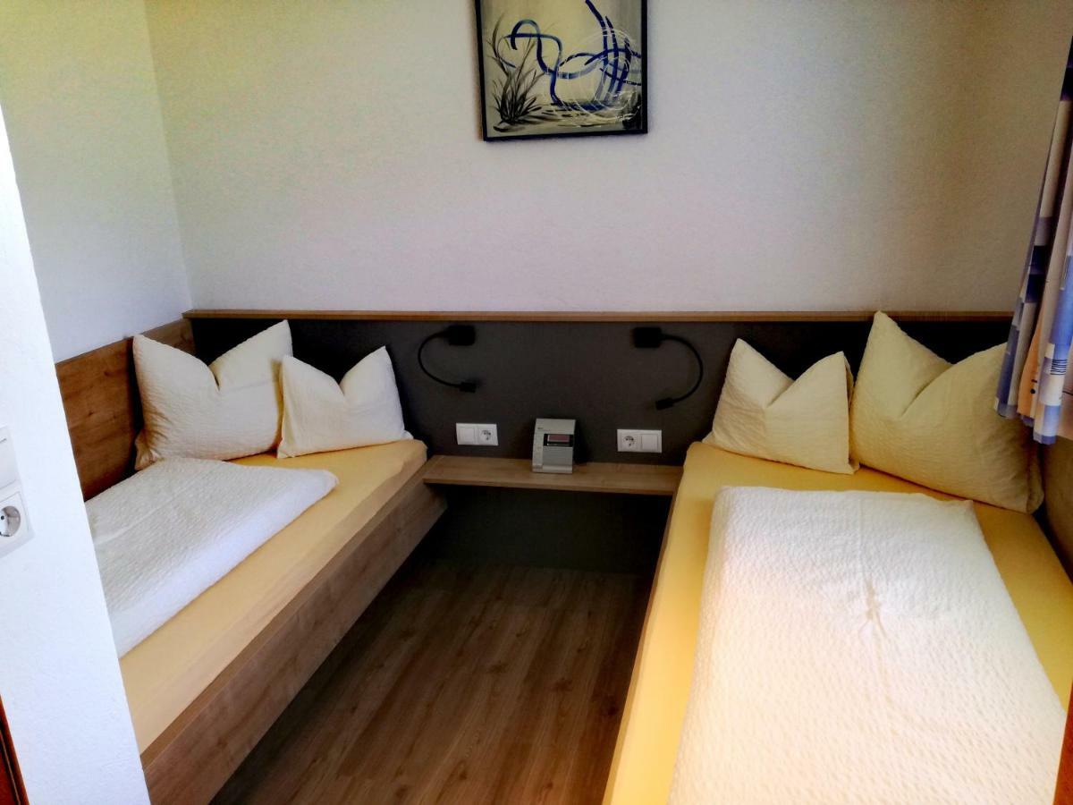 Apartmenthaus Brigitte Leutasch Exteriör bild